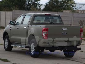 Ford Ranger autófóliázás: Avery matte khaki green aw7280001 autó fóliával 9